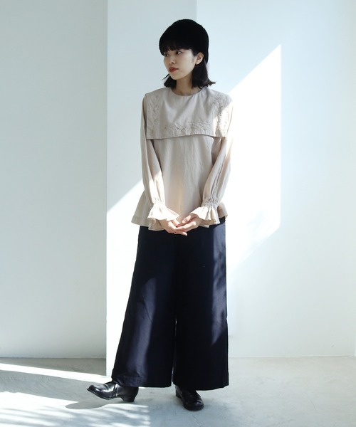 Lene(レネ)の「フラワーステッチ刺繍 セーラーブラウス(シャツ/ブラウス・レディース・カーキ/ベージュ・FREE)」の18枚目の写真