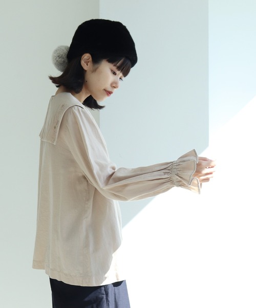 Lene(レネ)の「フラワーステッチ刺繍 セーラーブラウス(シャツ/ブラウス・レディース・カーキ/ベージュ・FREE)」の20枚目の写真