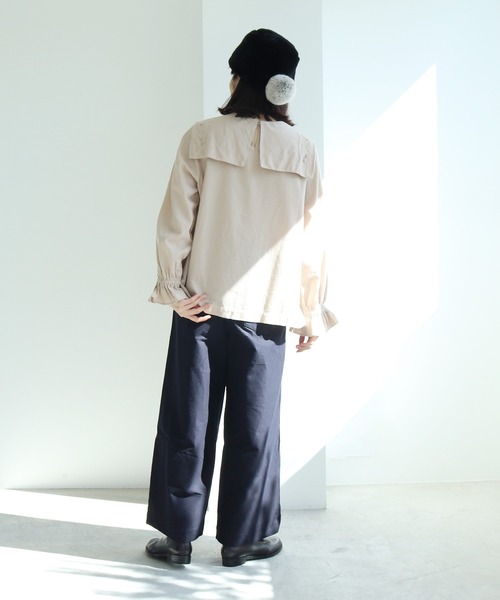 Lene(レネ)の「フラワーステッチ刺繍 セーラーブラウス(シャツ/ブラウス・レディース・カーキ/ベージュ・FREE)」の21枚目の写真