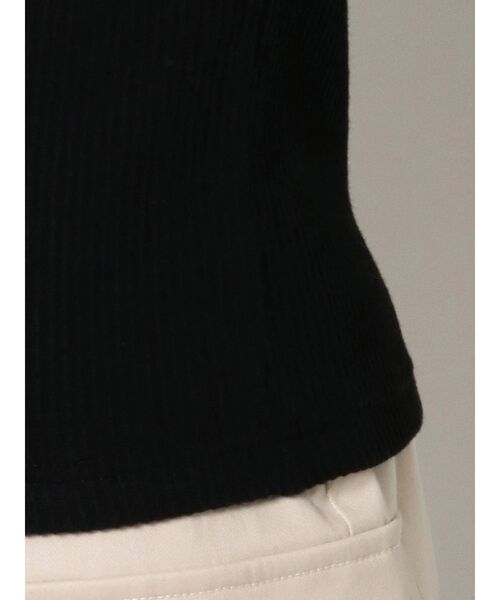 EVRIS(エヴリス)の「パフスリーブリブトップス(Tシャツ/カットソー・レディース・ブラウン/ブラック/アイボリー・FREE)」の7枚目の写真