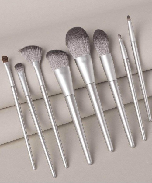 LAC-VERT（ラック・ヴェール）の「馬毛メイクブラシセット【8本】（メイクブラシ・レディース・ブラウン/グリーン/シルバー/ピンク・FREE）」の4枚目の写真