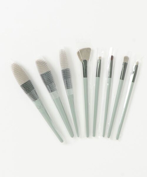 LAC-VERT（ラック・ヴェール）の「馬毛メイクブラシセット【8本】（メイクブラシ・レディース・ブラウン/グリーン/シルバー/ピンク・FREE）」の22枚目の写真