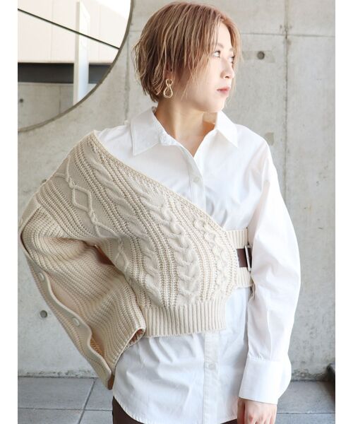 MURUA（ムルーア）の「【ONLINE限定】アシメニットレイヤードシャツ（シャツ/ブラウス・レディース・ブラック/ブラウン/アイボリー・FREE）」の2枚目の写真