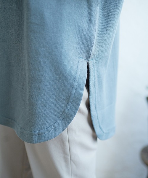 KANGOL EXTRA COMFORT（カンゴールエクストラコンフォート）の「バイカラー(配色)ステッチ オーバーサイズ ラウンドヘムロンT（チュニック・レディース・ブラック/ブルーグレー/モカ/ライトベージュ・LL/M/L）」の15枚目の写真