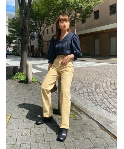 MOUSSY(マウジー)の「BIG COLLAR DENIM ブラウス(シャツ/ブラウス・レディース・ワンウォッシュ/ホワイト・1/2)」の21枚目の写真