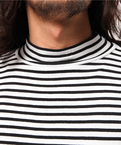 WEGO（ウィゴー）の「WEGO/フライスハイネックTシャツ（Tシャツ/カットソー・メンズ・ホワイト/ホワイト系その他/ネイビー・LARGE/MEDIUM）」の7枚目の写真