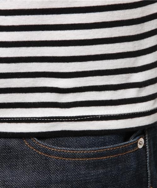 WEGO（ウィゴー）の「WEGO/フライスハイネックTシャツ（Tシャツ/カットソー・メンズ・ホワイト/ホワイト系その他/ネイビー・LARGE/MEDIUM）」の9枚目の写真