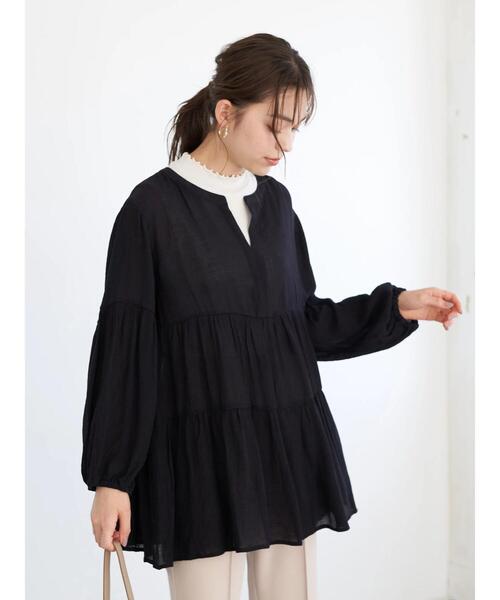 earth music&ecology（アースミュージックアンドエコロジー）の「シアークレープティアードチュニック ＊（チュニック・レディース・ブラック/ベージュ/ピンクベージュ・FREE）」の4枚目の写真