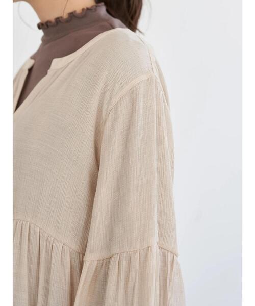 earth music&ecology（アースミュージックアンドエコロジー）の「シアークレープティアードチュニック ＊（チュニック・レディース・ブラック/ベージュ/ピンクベージュ・FREE）」の9枚目の写真