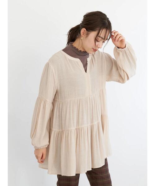 earth music&ecology（アースミュージックアンドエコロジー）の「シアークレープティアードチュニック ＊（チュニック・レディース・ブラック/ベージュ/ピンクベージュ・FREE）」の13枚目の写真