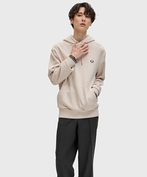 FRED PERRY フレッドペリー プルオーバー パーカー クリームカラー FRED PERRY フレッドペリー プルオーバー パーカー クリーム