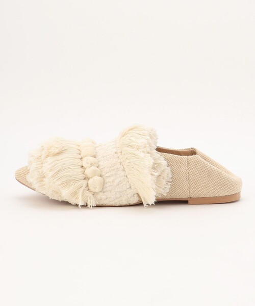 GRACE CONTINENTAL(グレースコンチネンタル)の「【LIFE STYLE WEAR】フリンジバブーシュ(パンプス・レディース・キナリ・FREE)」の5枚目の写真