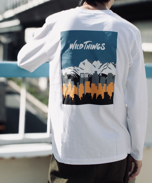 WILD THINGS（ワイルドシングス）の「【WILDTHINGS/ワイルドシングス】別注 URBAN OUTDOOR ロングスリーブTシャツ（Tシャツ/カットソー・メンズ・ホワイト/ブラック/ベージュ・MEDIUM/LARGE）」の10枚目の写真