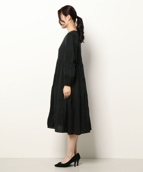 Dream garden（ドリームガーデン）の「ストライプティアードワンピース（ワンピース・レディース・ベージュ/ブラック・L/M/S）」の18枚目の写真