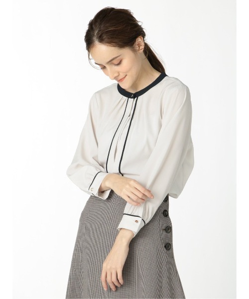 m.f.editorial(エムエフエディトリアル)の「エムエフエディトリアルレディース/m.f.editorial:Women 配色 8分袖ブラウス(シャツ/ブラウス・レディース・ベージュ/ライトグレー・MEDIUM/LARGE)」の18枚目の写真