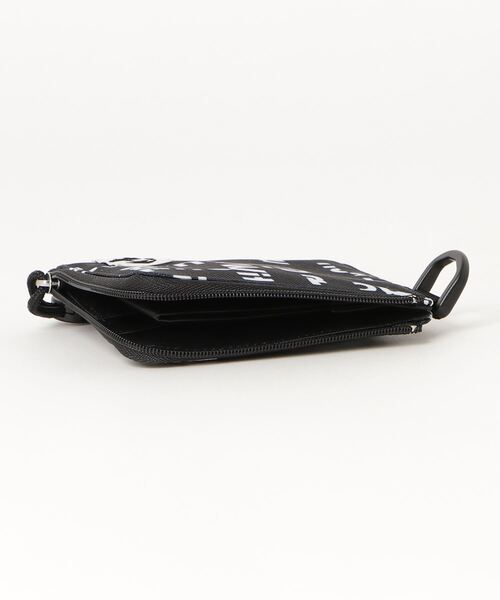 CHUMS（チャムス）の「CHUMS/チャムス 財布 リサイクルエルシェイプトジップウォレット Recycle L-Shaped Zip Wallet CH60-3137（財布・メンズ・ブラック×ブラック/カーキ/ベージュ/グレー/ブラック/ネイビー/ブラック系その他/ブラウン/ブラック×グレー/レッド/その他/ベージュ系その他・FREE）」の21枚目の写真