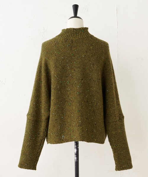 BEARDSLEY（ビアズリー）の「ショート丈で腰回りがもたつかないネップハイネックニット（ニット/セーター・レディース・グリーン/オレンジ・FREE）」の16枚目の写真