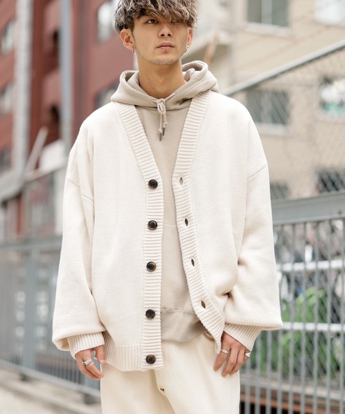 ADMIX/ATELIER SAB MEN（アドミックスアトリエサブメン）の「ハイバルキー／ オーバーサイズ ビッグ ルーズカーディガン（カーディガン/ボレロ・メンズ・チャコールグレー/ブラウン/ネイビー/ブラック/グリーン/オフホワイト/グレイッシュブルー・50/48）」の10枚目の写真