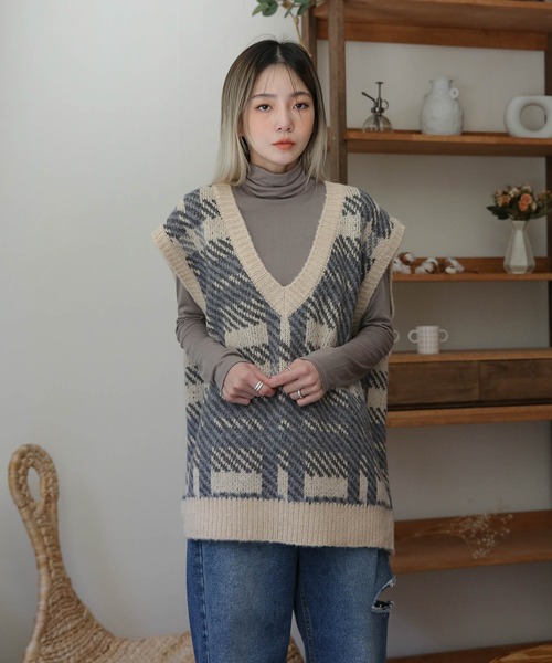 UNE MANSION(ユヌマンション)の「ビッグチェックオーバーフィットベスト(ベスト・レディース・アイボリー/ブラック・FREE)」の15枚目の写真