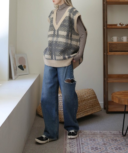 UNE MANSION(ユヌマンション)の「ビッグチェックオーバーフィットベスト(ベスト・レディース・アイボリー/ブラック・FREE)」の12枚目の写真