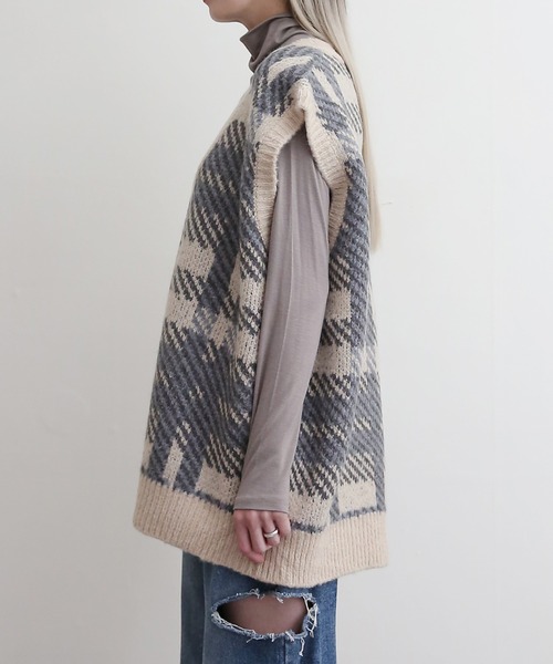 UNE MANSION(ユヌマンション)の「ビッグチェックオーバーフィットベスト(ベスト・レディース・アイボリー/ブラック・FREE)」の14枚目の写真