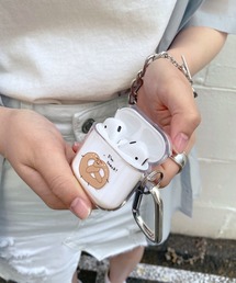 omom sot（オムオムソット）の「air pods & air pods pro ケース オリジナルプリント omom sot（その他雑貨）」
