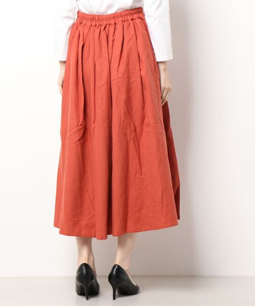 Samansa Mos2（サマンサ モスモス）の「コットンリネンタックフレアスカート（スカート・レディース・ブラック/ブラウン/レッド/キナリ・ﾌﾘ-）」の5枚目の写真
