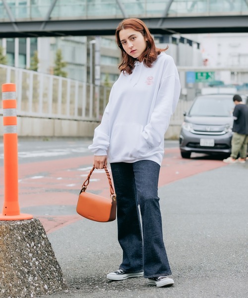 FRUIT OF THE LOOM（フルーツオブザルーム）の「【ROOPTOKYO限定】FRUIT OF THE LOOM/フルーツオブザルーム×火曜び 描き下ろしイラスト パーカー（パーカー・レディース・ホワイト/ブラック/グレー・XL/M/L）」の19枚目の写真