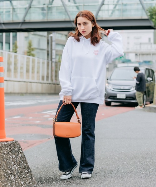 FRUIT OF THE LOOM（フルーツオブザルーム）の「【ROOPTOKYO限定】FRUIT OF THE LOOM/フルーツオブザルーム×火曜び 描き下ろしイラスト パーカー（パーカー・レディース・ホワイト/ブラック/グレー・XL/M/L）」の20枚目の写真