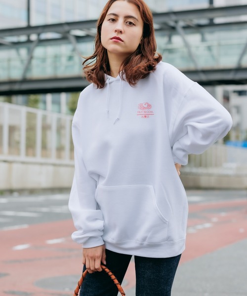 FRUIT OF THE LOOM（フルーツオブザルーム）の「【ROOPTOKYO限定】FRUIT OF THE LOOM/フルーツオブザルーム×火曜び 描き下ろしイラスト パーカー（パーカー・レディース・ホワイト/ブラック/グレー・XL/M/L）」の10枚目の写真