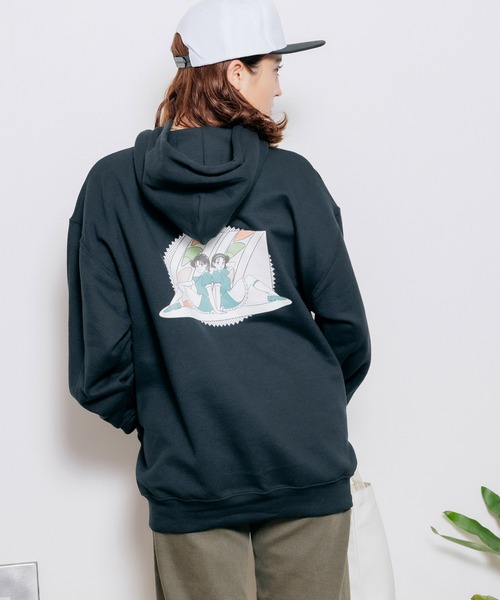 FRUIT OF THE LOOM（フルーツオブザルーム）の「【ROOPTOKYO限定】FRUIT OF THE LOOM/フルーツオブザルーム×火曜び 描き下ろしイラスト パーカー（パーカー・レディース・ホワイト/ブラック/グレー・XL/M/L）」の16枚目の写真