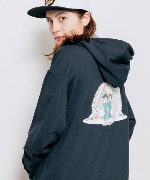 FRUIT OF THE LOOM（フルーツオブザルーム）の「【ROOPTOKYO限定】FRUIT OF THE LOOM/フルーツオブザルーム×火曜び 描き下ろしイラスト パーカー（パーカー・レディース・ホワイト/ブラック/グレー・XL/M/L）」の18枚目の写真