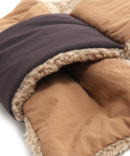 BREEZE(ブリーズ)の「キルトマフラー_リバーシブル(マフラー・キッズ・カモフラージュ/ネイビー/ベージュ・SMALL/MEDIUM)」の15枚目の写真