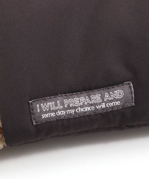 BREEZE(ブリーズ)の「キルトマフラー_リバーシブル(マフラー・キッズ・カモフラージュ/ネイビー/ベージュ・SMALL/MEDIUM)」の12枚目の写真