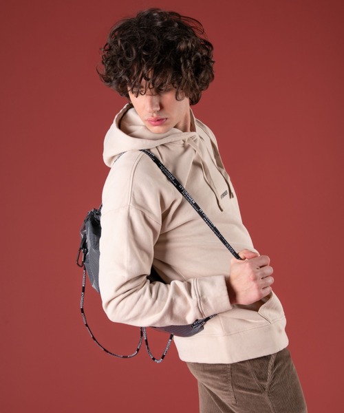 HYDROGEN(ハイドロゲン)の「《ANTONIA×HYDROGEN》フーディー / HOODIE(パーカー・メンズ・ホワイト/イエロー/グレー/ピンク/ベージュ/カーキ/ネイビー/ブラウン・LARGE/X-LARGE/SMALL/XX-LARGE/MEDIUM/X-SMALL)」の5枚目の写真