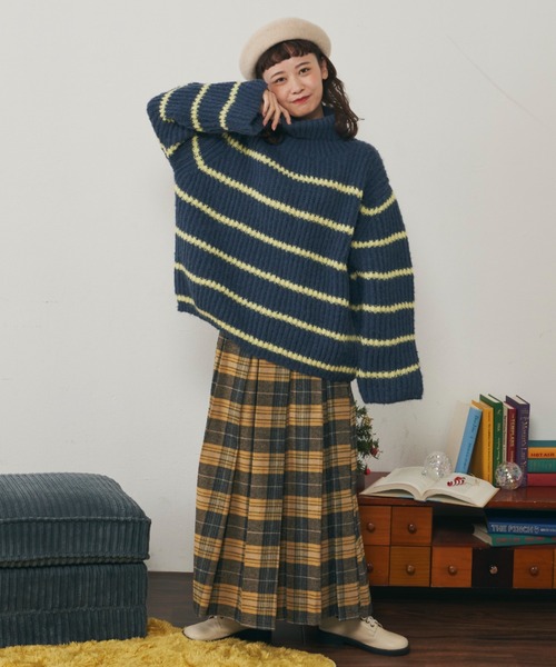 MERLOT（メルロー）の「パネルボーダーBIGニット（ニット/セーター・レディース・ネイビー/ブルー/ナチュラル・FREE）」の9枚目の写真