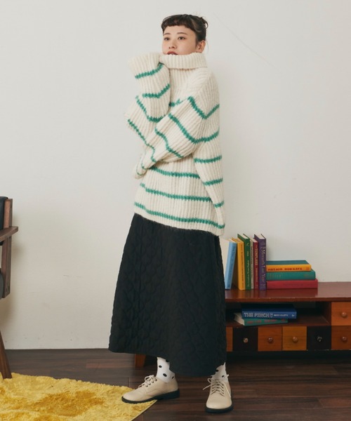 MERLOT（メルロー）の「パネルボーダーBIGニット（ニット/セーター・レディース・ネイビー/ブルー/ナチュラル・FREE）」の16枚目の写真