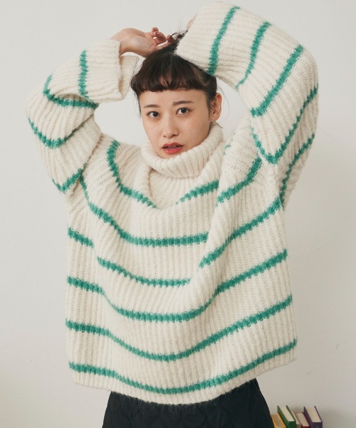 MERLOT（メルロー）の「パネルボーダーBIGニット（ニット/セーター・レディース・ネイビー/ブルー/ナチュラル・FREE）」の11枚目の写真