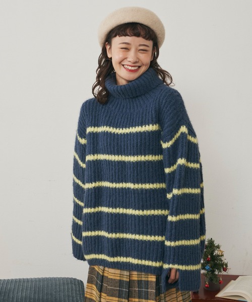 MERLOT（メルロー）の「パネルボーダーBIGニット（ニット/セーター・レディース・ネイビー/ブルー/ナチュラル・FREE）」の4枚目の写真