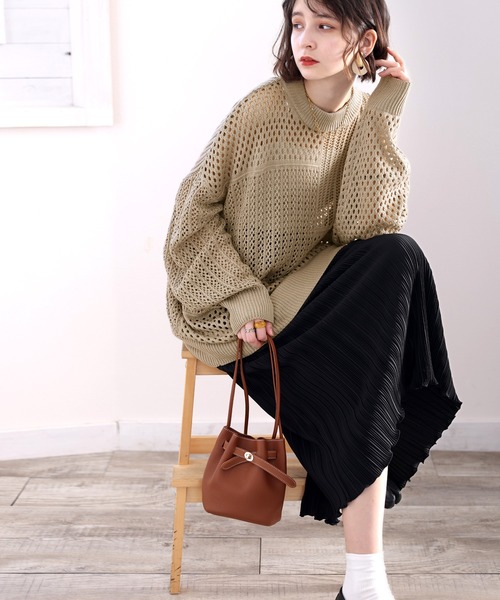 classicalelf（クラシカルエルフ）の「重ね着が決まる、ざっくり華奢感映え。パターン切替メッシュニット（ニット/セーター・レディース・ベージュ/モカ/ライトベージュ・MEDIUM/LARGE/X-LARGE）」の15枚目の写真