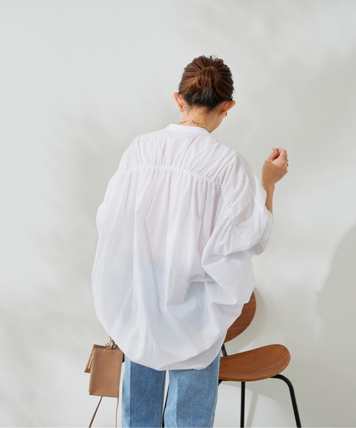 DouDou（ドゥドゥ）の「袖リブバックギャザーシャツ（シャツ/ブラウス・レディース・スカイブルー/ホワイト/ネイビー・FREE）」の11枚目の写真