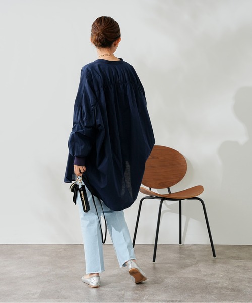 DouDou（ドゥドゥ）の「袖リブバックギャザーシャツ（シャツ/ブラウス・レディース・スカイブルー/ホワイト/ネイビー・FREE）」の16枚目の写真