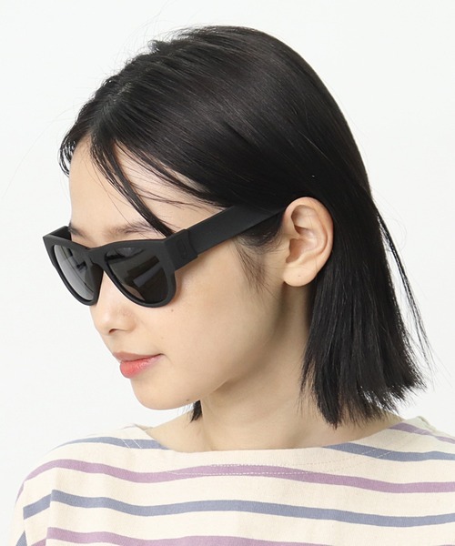 salle de bal(サルデバル)の「kateva / カテバ アウトドア スポーツに! カテバプラス 偏光レンズ スナップバンド折りたたみサングラス Kateva band sun PDI(サングラス・レディース・ホワイト/ブラック/レッド・FREE)」の7枚目の写真