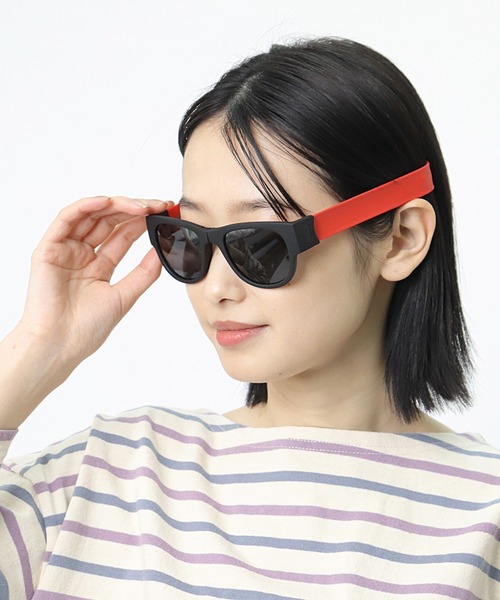 salle de bal(サルデバル)の「kateva / カテバ アウトドア スポーツに! カテバプラス 偏光レンズ スナップバンド折りたたみサングラス Kateva band sun PDI(サングラス・レディース・ホワイト/ブラック/レッド・FREE)」の9枚目の写真