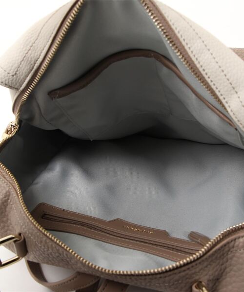 FIORELLI(フィオレッリ)の「(FIORELLI)バックパック(バックパック/リュック・レディース・ブラック/ベージュ・FREE)」の3枚目の写真