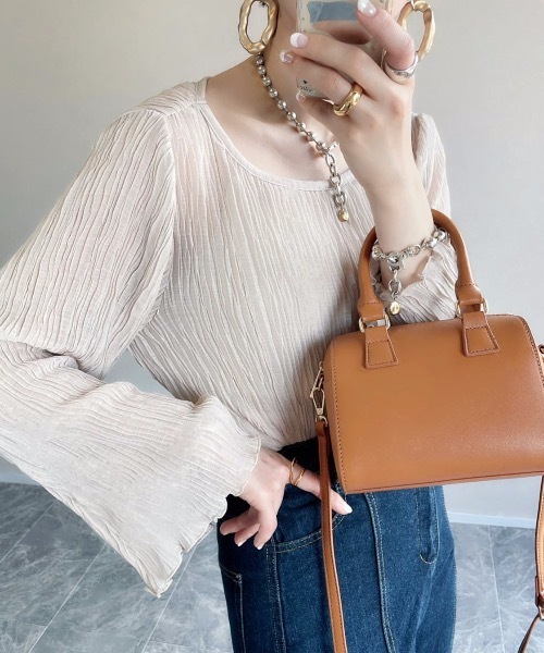 moment+(モーメントプラス)の「【累計販売数2万個突破!】フェイクレザー ミニボストンショルダーバッグ(ボストンバッグ・レディース・ブラック/ベージュ/グリーン/アイボリー/キャメル/ブラウン/ダークグリーン/ボルドー/ブラウン系その他/ベージュ系その他/レッド系その他・FREE)」の9枚目の写真