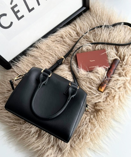 moment+(モーメントプラス)の「【累計販売数2万個突破!】フェイクレザー ミニボストンショルダーバッグ(ボストンバッグ・レディース・ブラック/ベージュ/グリーン/アイボリー/キャメル/ブラウン/ダークグリーン/ボルドー/ブラウン系その他/ベージュ系その他/レッド系その他・FREE)」の16枚目の写真