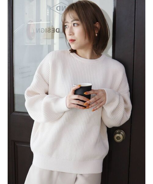 MURUA（ムルーア）の「バルキーコットンオーバーニット（ニット/セーター・レディース・ブラック/パープル/オレンジ/ブルー/アイボリー・FREE）」の2枚目の写真