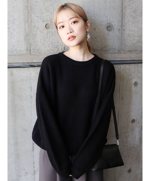 MURUA（ムルーア）の「バルキーコットンオーバーニット（ニット/セーター・レディース・ブラック/パープル/オレンジ/ブルー/アイボリー・FREE）」の3枚目の写真