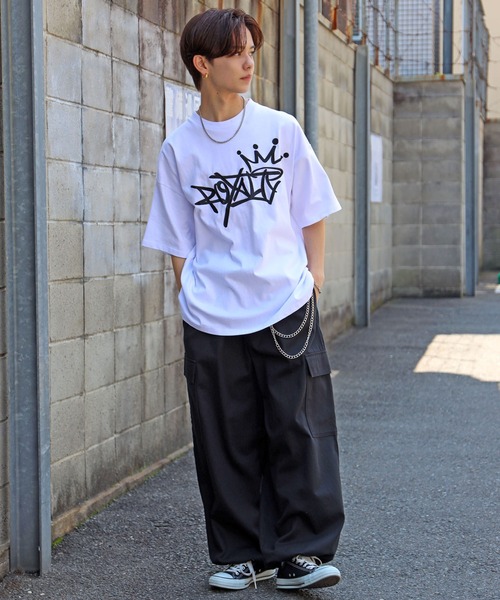 SPINNS(スピンズ)の「カラースノーカーゴパンツ/ボリュームワイドシルエット/ユニセックス(カーゴパンツ・メンズ・オリーブ/グリーン/イエロー/パープル/アイボリー/レッド/ロイヤルブルー/ブラック/ピンク/ブラウン/ブラック系その他/ベージュ・L/S/M)」の19枚目の写真